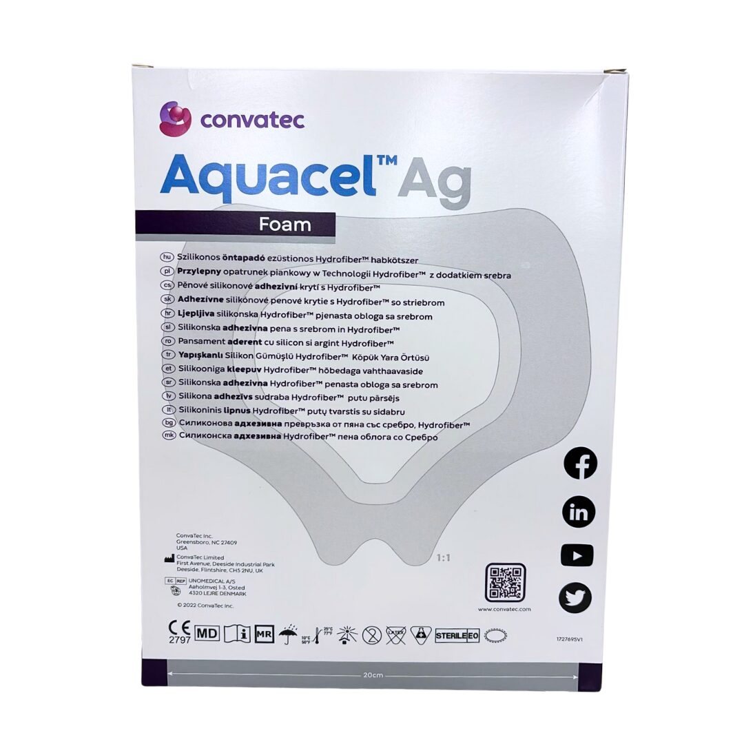 AQUACEL Ag foam Hydrofiber krytí na rány adhezivně se stříbrem, 12,5 x12,5 cm, 1x10 ks