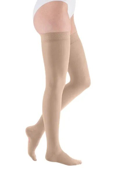 Stehenní punčochy mediven elegance II.KT - S lemem basic, velikost 3+, barva beige, délka normal, se špicí Stehenní punčochy mediven elegance II.KT - S lemem basic, velikost 3+, barva beige, délka normal, se špicí